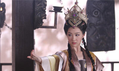 封神英雄
涂黎曼
