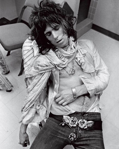 1972年，Annie抓拍的Keith Richards