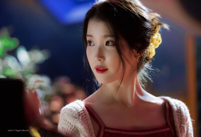 IU | strawberry moon花絮
cr:砂糖收藏家