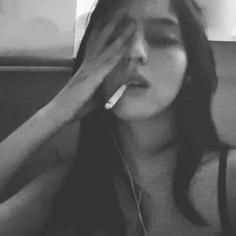 韩素希
图源微博超话/ins