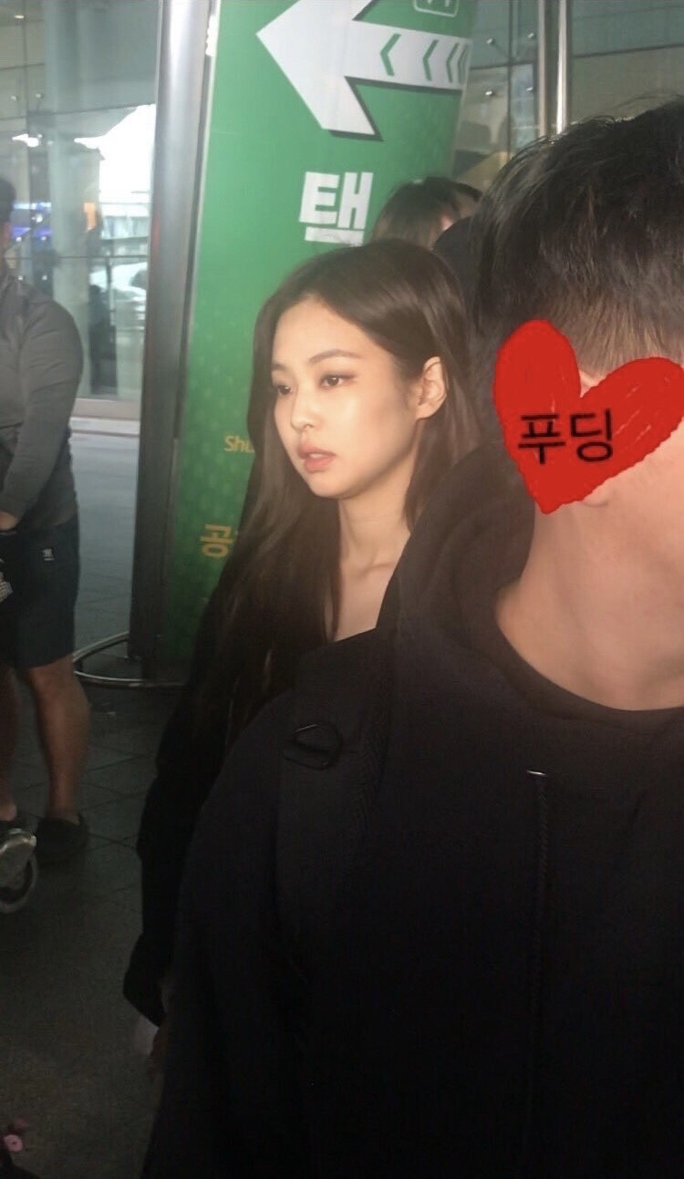 Jennie金智妮
