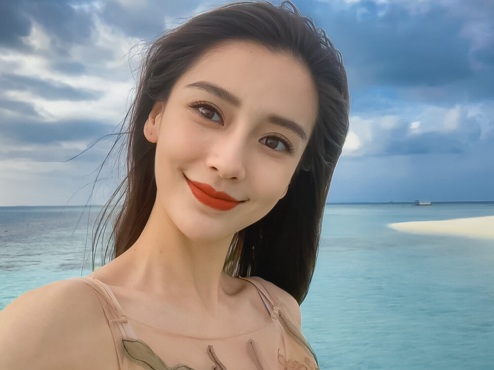 · Angelababy ·
ˇ 我也算万种风情实非良人·
原截vb 海紀眠-