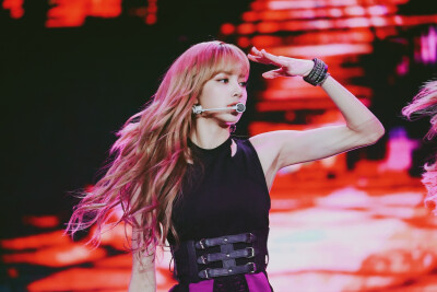 lalisa manoban ☪ 甜豆莎