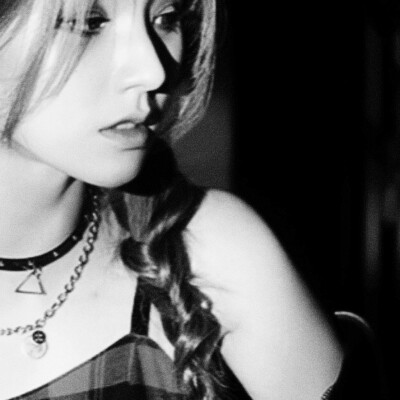 
田姬振 * not friends