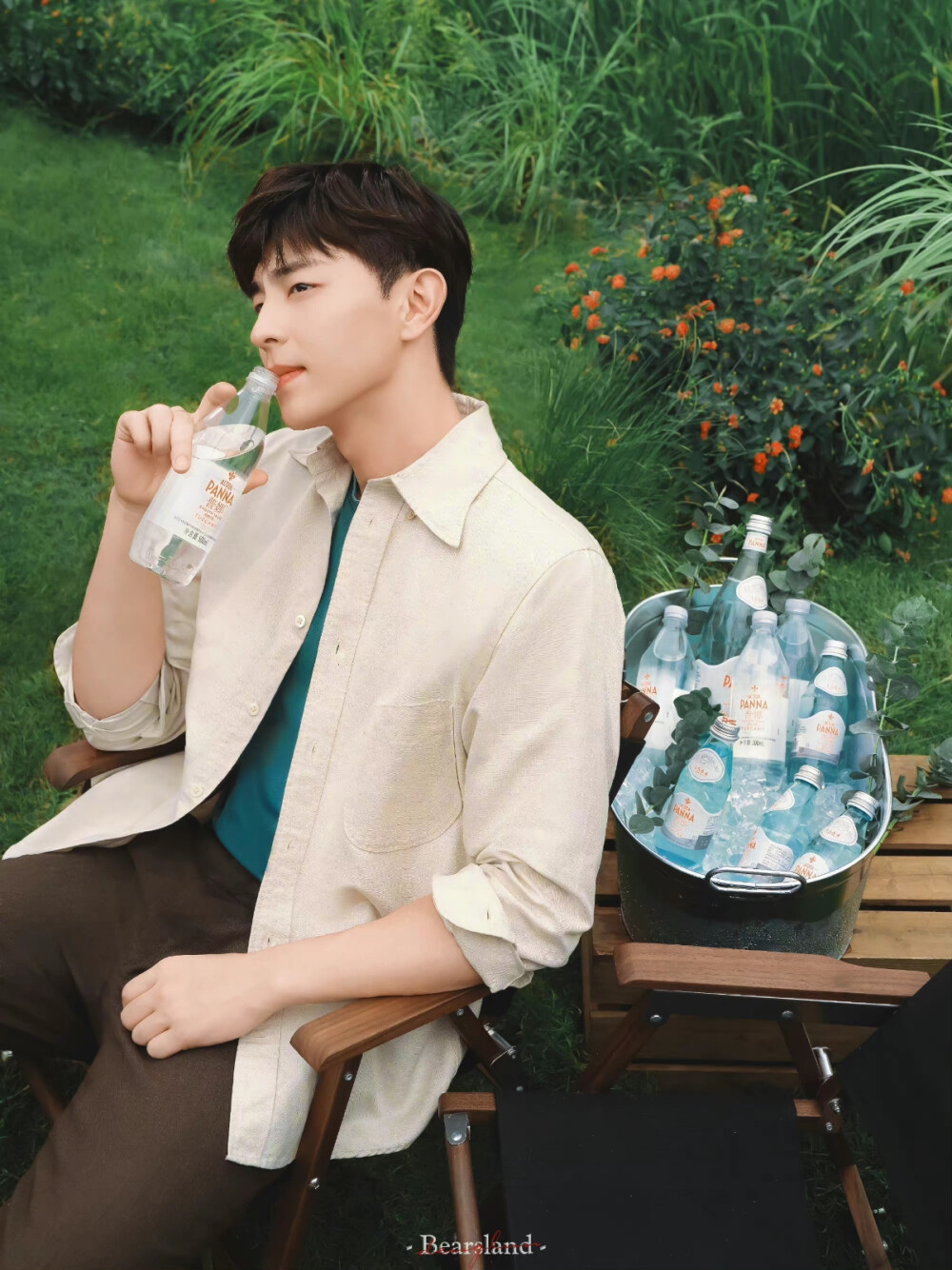 #邓伦# × 普娜
cr@BearsLand- ​