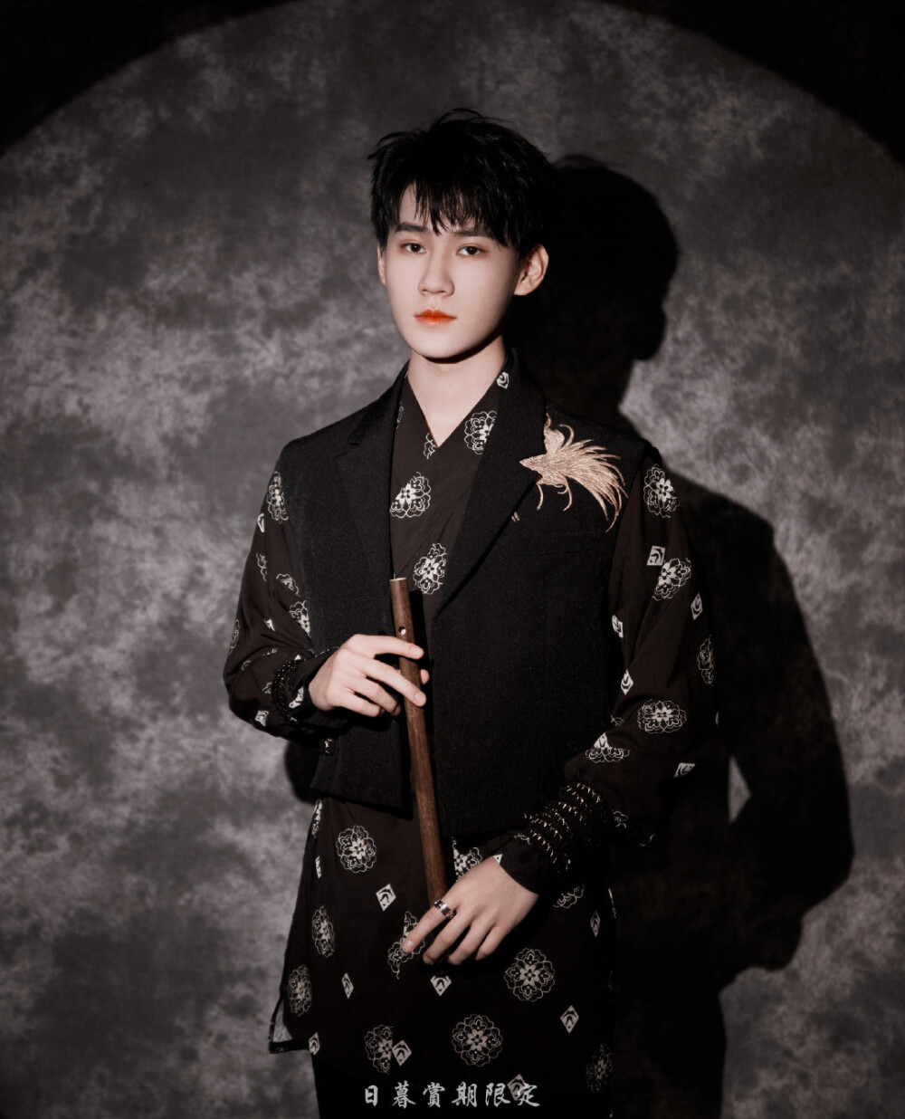 时代少年团
朱雀
#潮起中国非遗焕新夜#