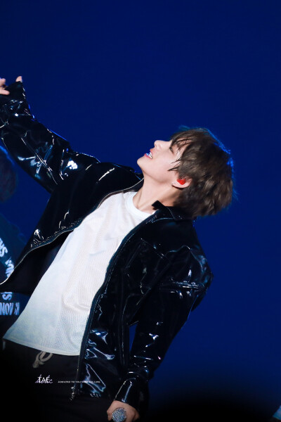 Taeholic_V1230