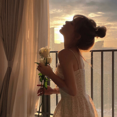 头像 by：Dolly酱吖