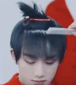 TNT时代少年团 丁程鑫

苹果头小鑫(/ω＼)

cr.shidebahh