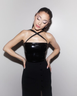 Ariana Grande
美国好声音造型