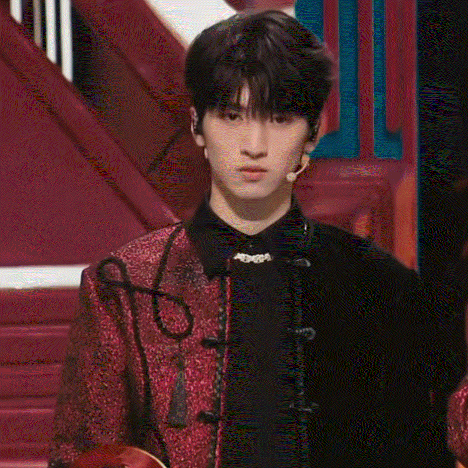 TNT时代少年团 严浩翔
天猫双十一狂欢夜
小浩——镜头杀手！
cr.少吃晚饭