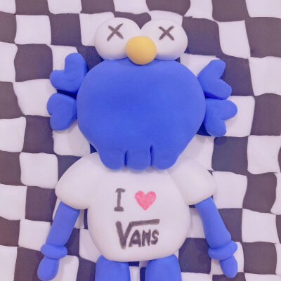 Kaws*vans联名棋盘格单鞋运动鞋黏土粘土彩泥手工手作浮雕画装饰