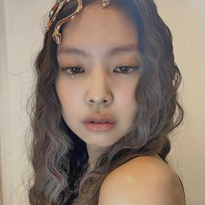 Jennie已微调可二改
注明兔浣奶芽