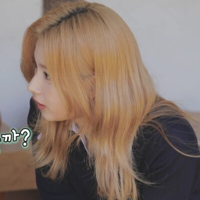 追求氛围感。注明金智莹