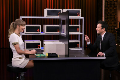 Taylor Swift at Jimmy Fallon Show