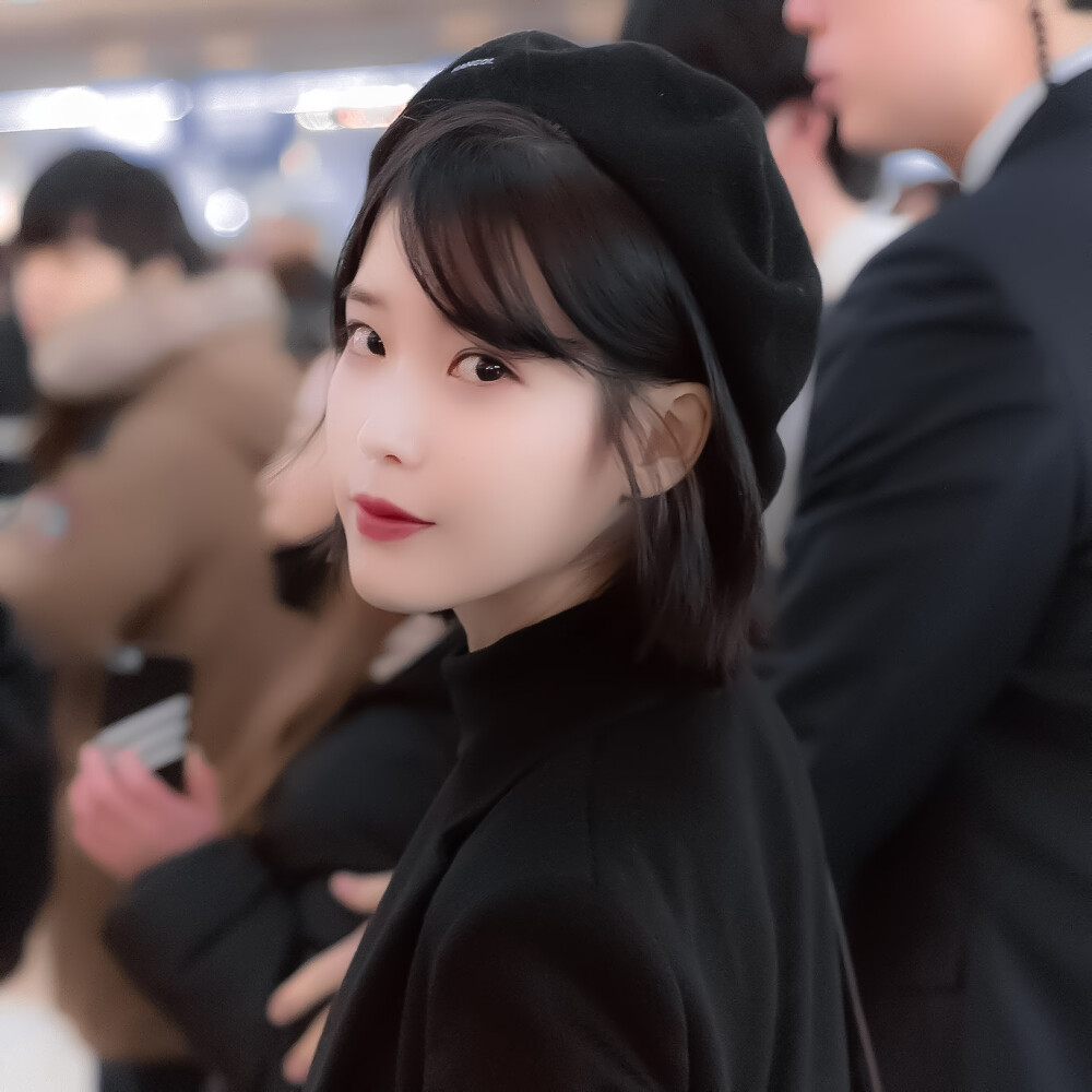 ➻IU╎▵可能是一种执念▿
©skylasie