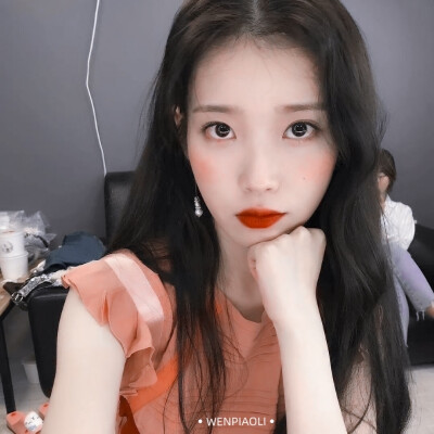 iu //泡芙