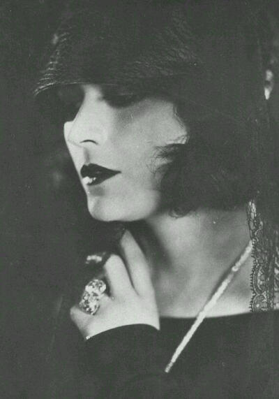 Pola Negri