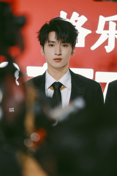 TNT时代少年团 严浩翔 21.11.17
东方风云榜
cr.Confession告白_严浩翔/网易娱乐频道