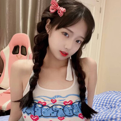 冬天如果没有男朋友 多穿点衣服♥