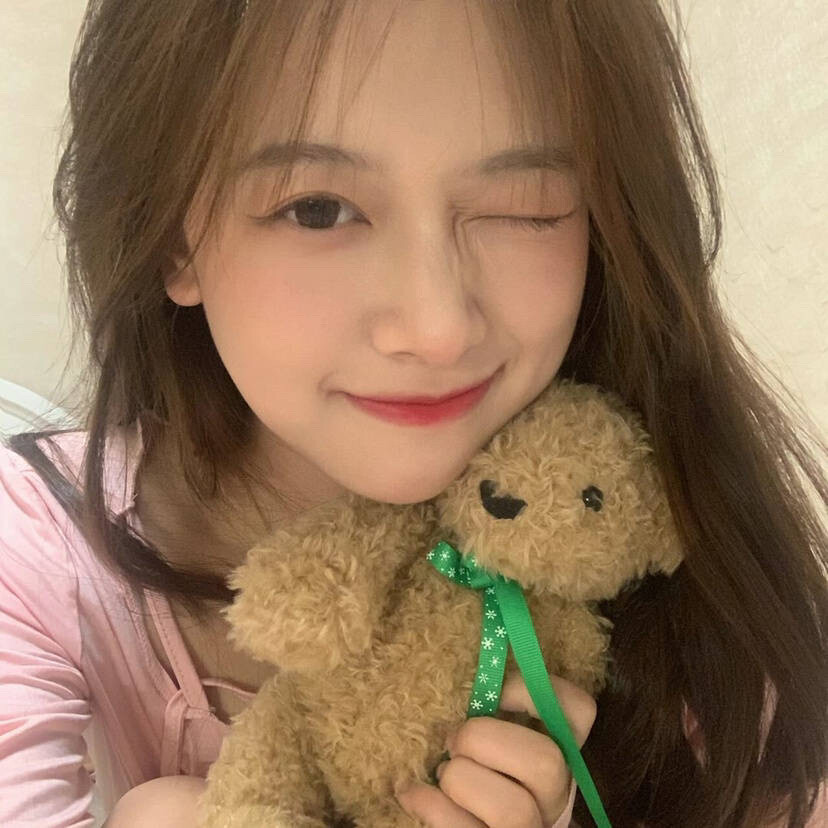 冬天如果没有男朋友 多穿点衣服♥