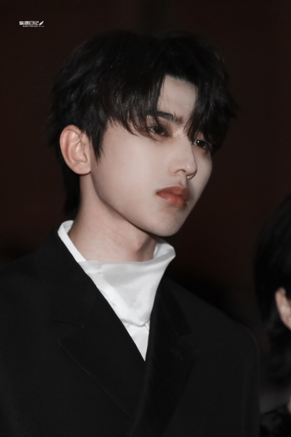 蔡徐坤 21.11.18
ELLE风尚大典
今天也好贵哇(///▽///)
cr.偏遇日记_蔡徐坤