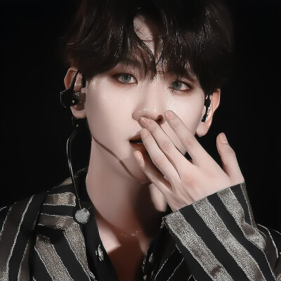 
：“我 愿 为 你 画 地 为 牢”
cr.puppystore_1992
