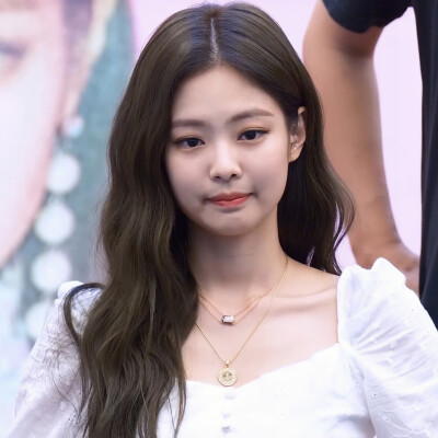 jennie可二改
二改标明江挽辞