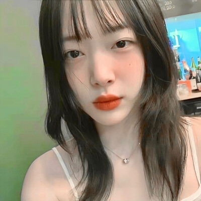 
Sulli