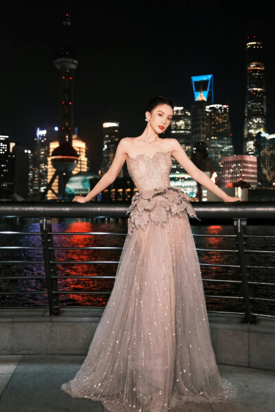 金晨 2021ELLE风尚大典——无界·东方