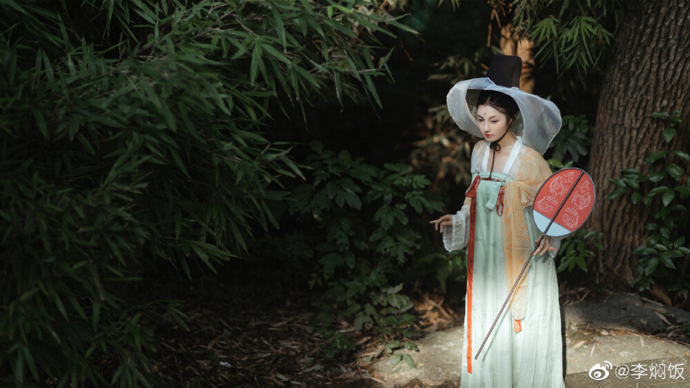 始惊三伏尽，又遇立秋时