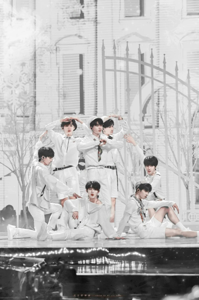 TNT时代少年团出道两周年快乐！未来的路还有很长少年们要好好加油哦，破天下，定风云，时代少年并肩行～