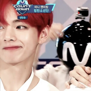 虽然她送了我玫瑰花