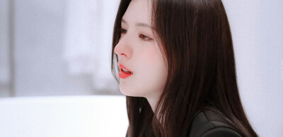 张予曦_许倾悠
《夜色暗涌时》