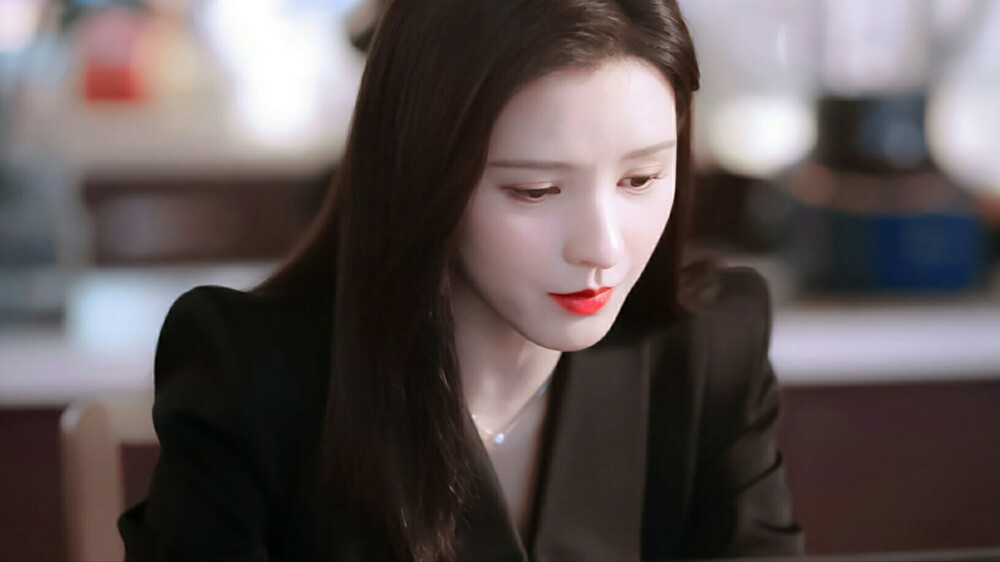 张予曦_许倾悠
《夜色暗涌时》