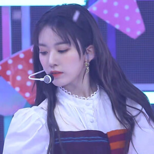 宫脇咲良可二改.二改收专 注明dt松岛美子