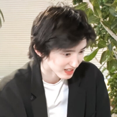 道枝骏佑头像壁纸