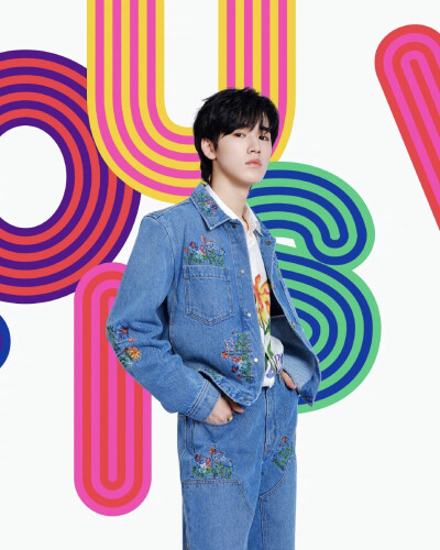 时代少年团
LVAND展览