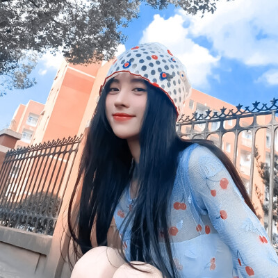 鞠婧祎
拿图dd||用图标明苏挽兮