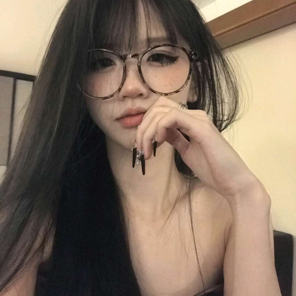 女头