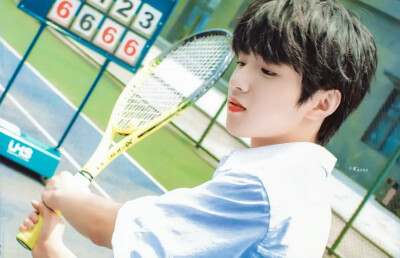 小文想和姐姐一起玩