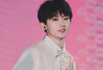 姐姐你看小马可爱吗