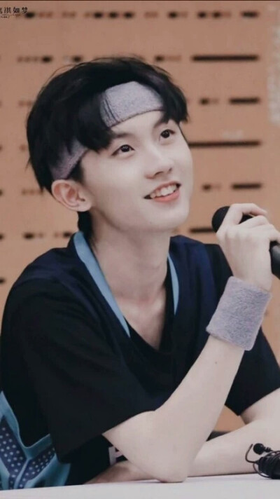 姐姐你看小马可爱吗