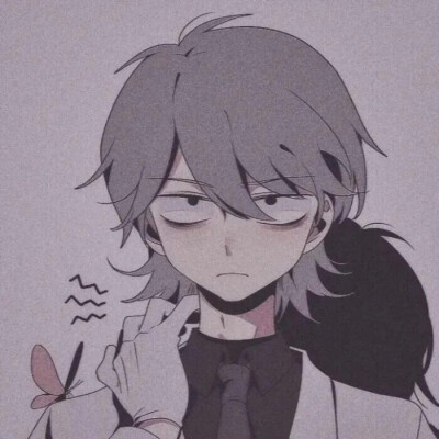 废柴狐阿桔多人团头/
侵删/