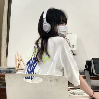 女头