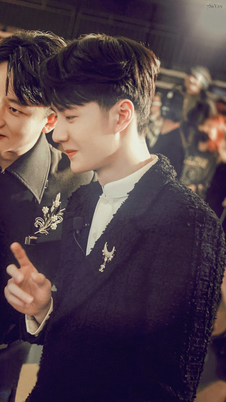 ✨你身上的光 好暖✨