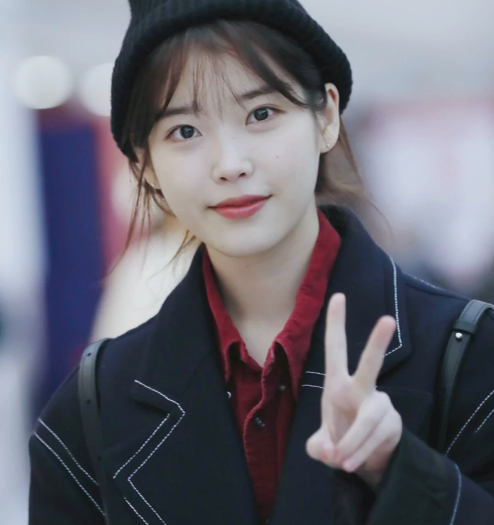 iu/李知恩