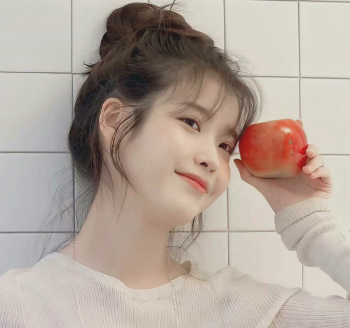iu/李知恩