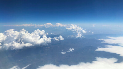 海浪，天空 电脑壁纸
图源水印