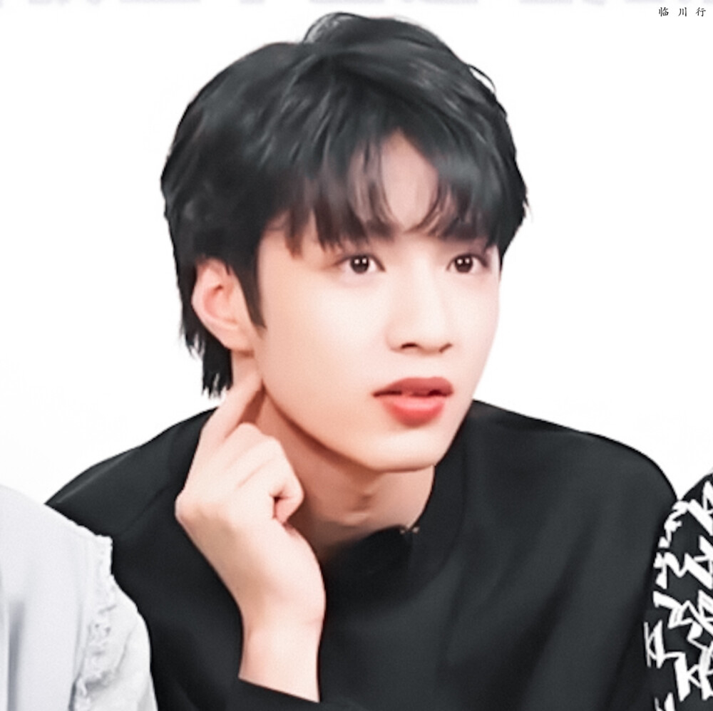 时代少年团 刘耀文
可可像素小丸(*≧ω≦)
cr.·临川行·